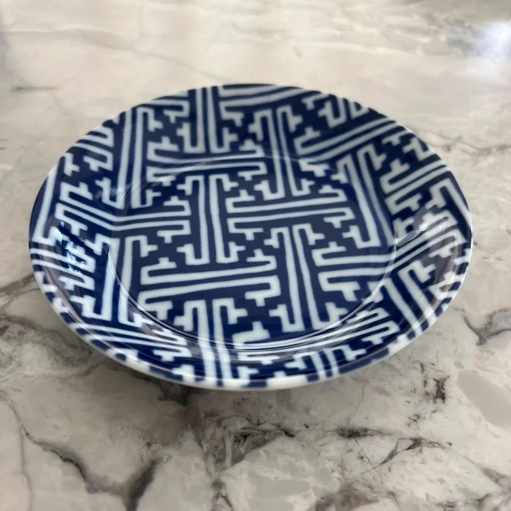 Fitz and Floyd Greek Key coaster‎ or catchall